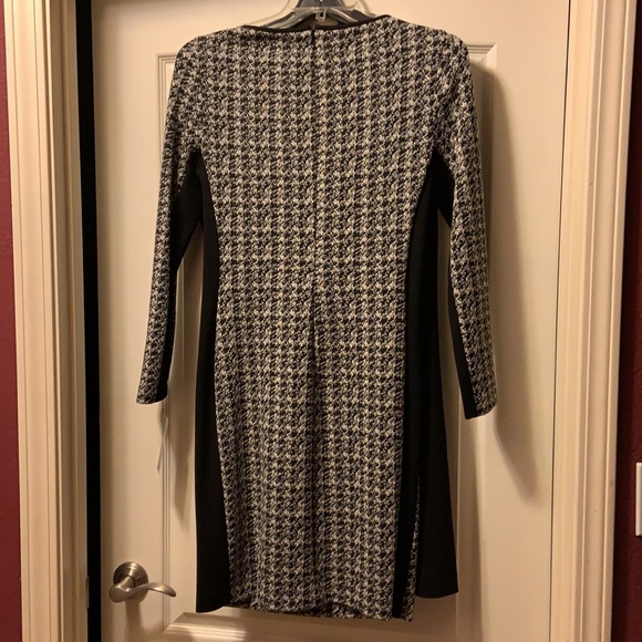 Brand new stylish, classy dress in perfect condition. - Picture 4 of 5